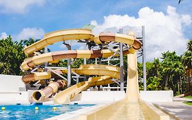 Now Sapphire Riviera Cancun Resort